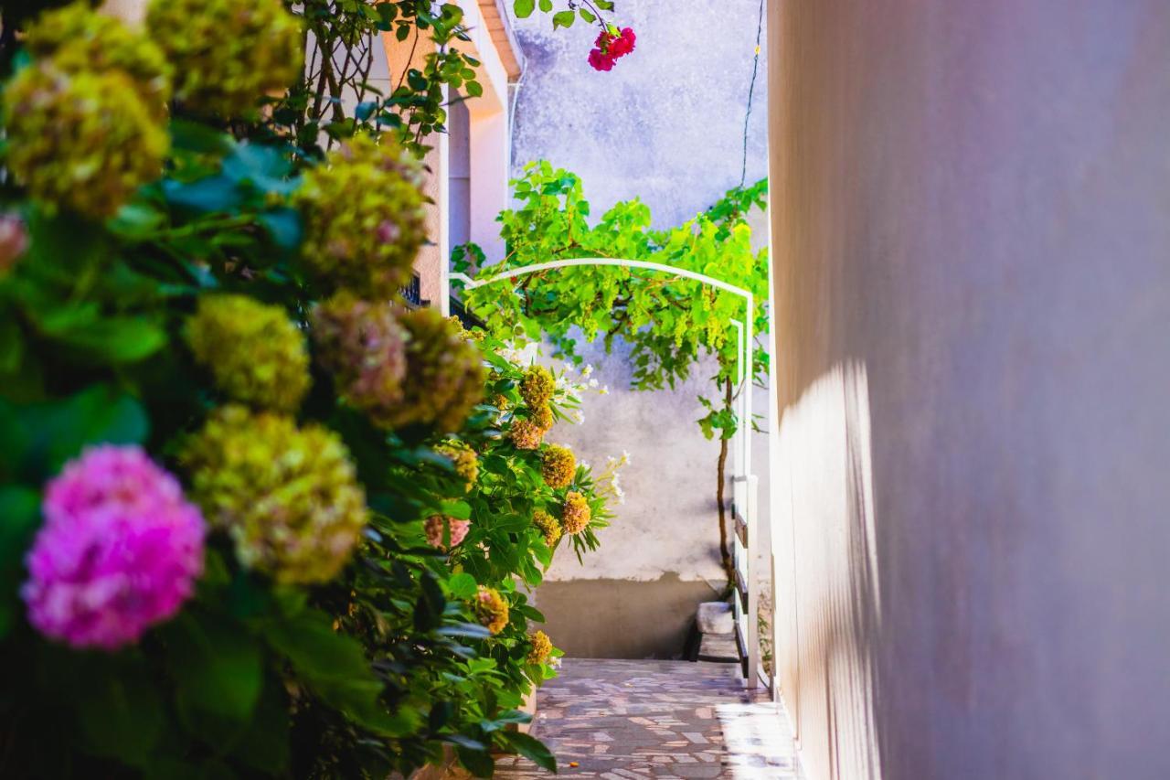 Apartmani Tena Selce Exterior foto