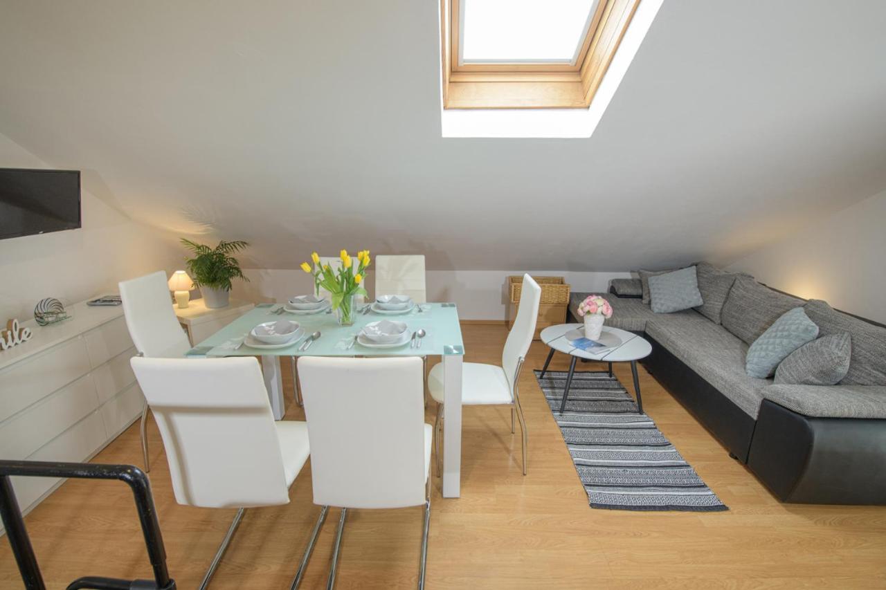 Apartmani Tena Selce Exterior foto