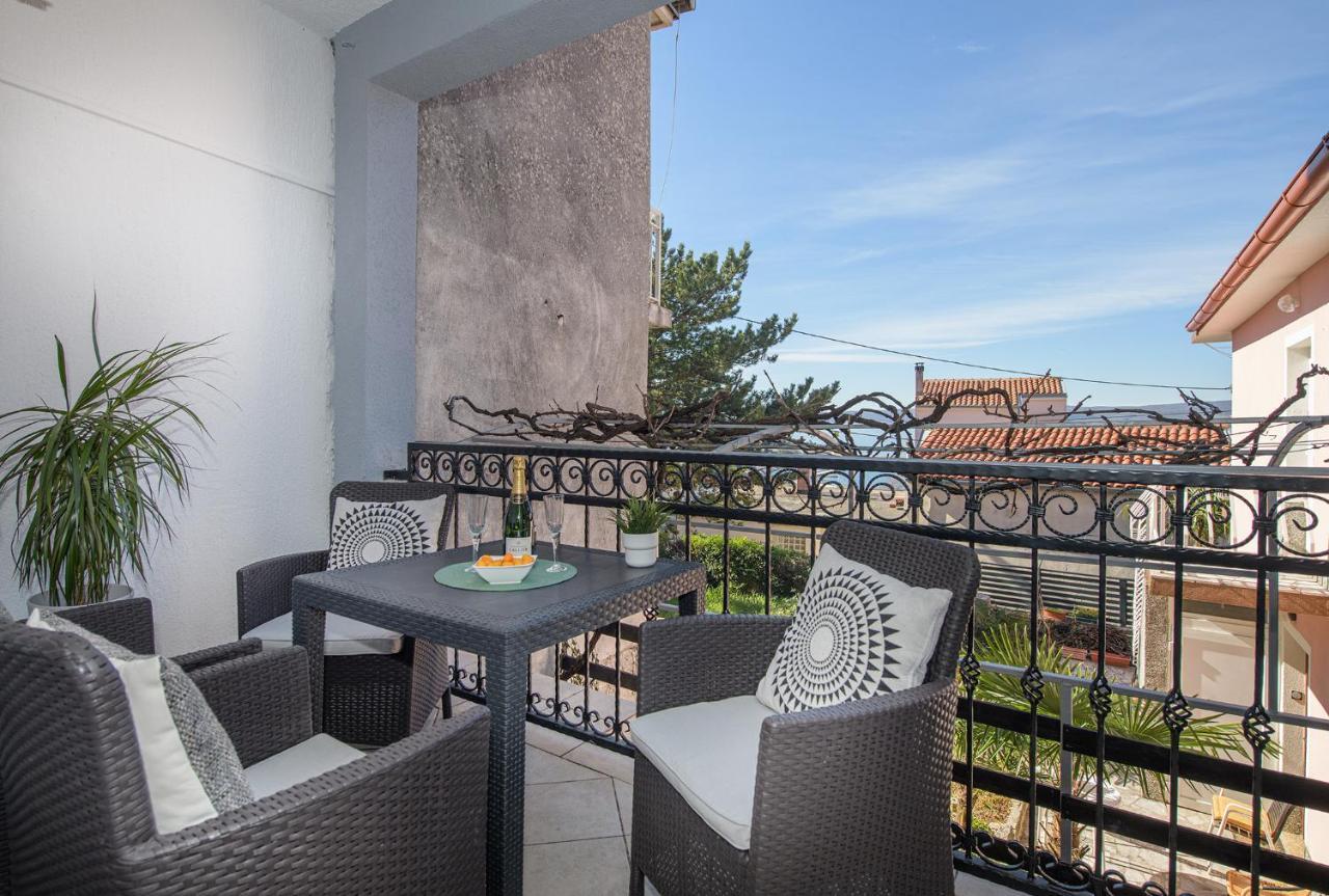 Apartmani Tena Selce Exterior foto