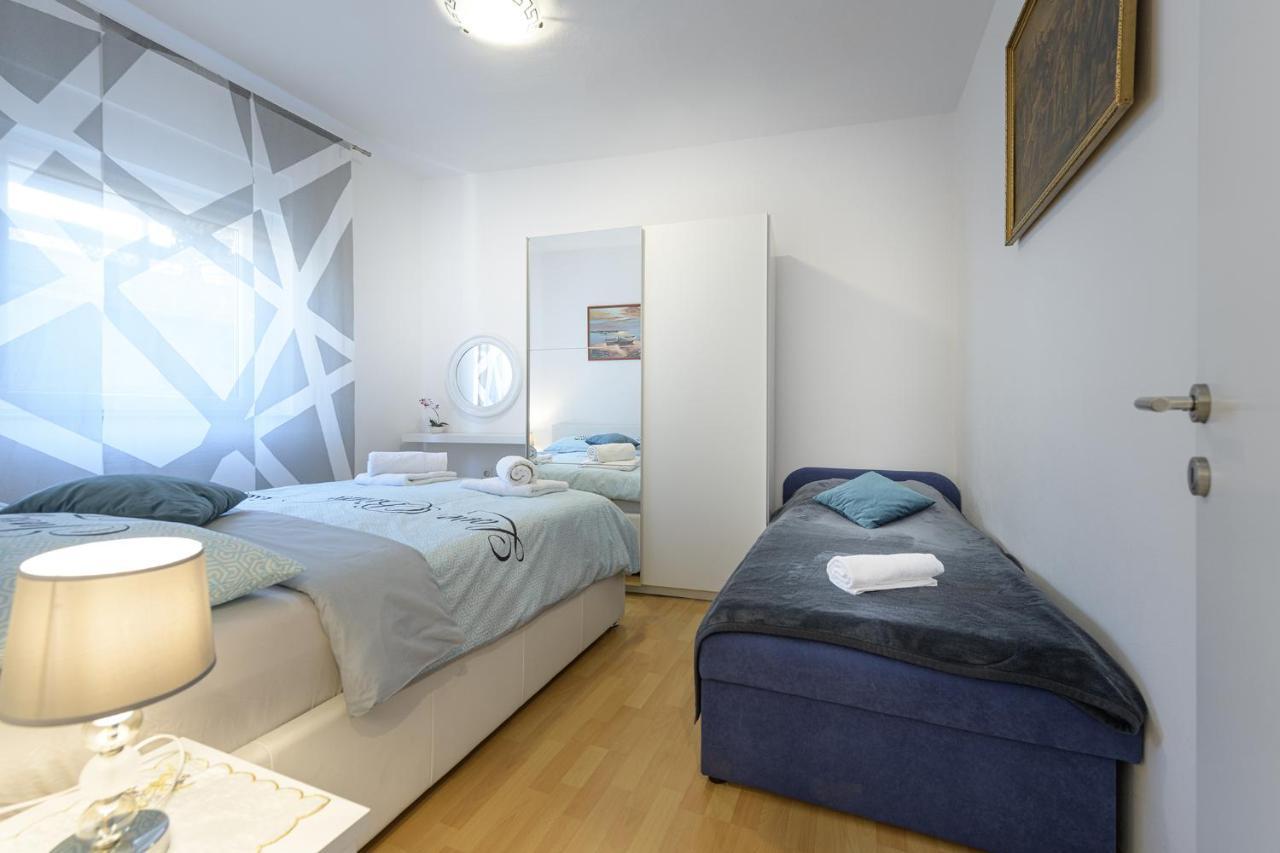 Apartmani Tena Selce Exterior foto
