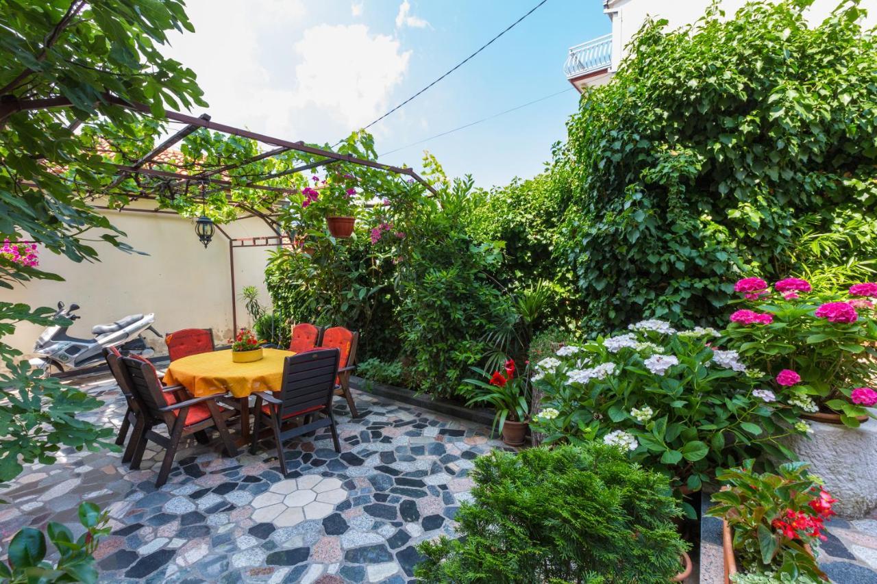 Apartmani Tena Selce Exterior foto